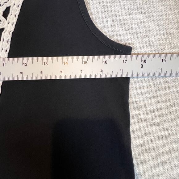 Land's End Tank Dress Black with White Embroidery and Pockets! Size XS - Picture 4 of 9